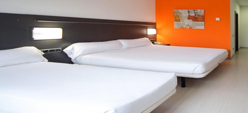 B&B Hotel Barcelona Rubi Ngoại thất bức ảnh