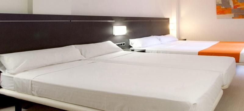 B&B Hotel Barcelona Rubi Ngoại thất bức ảnh